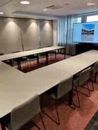 Modern Conferences