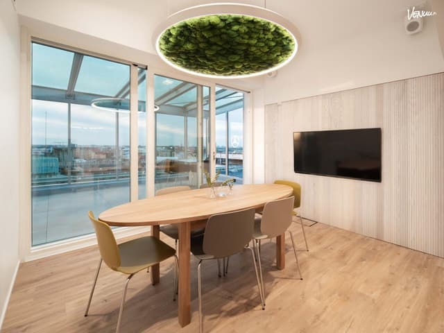 Sky Lounge