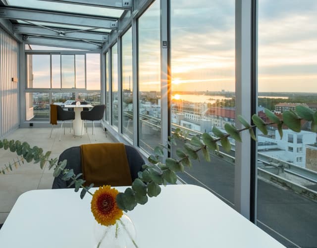 Sky Lounge
