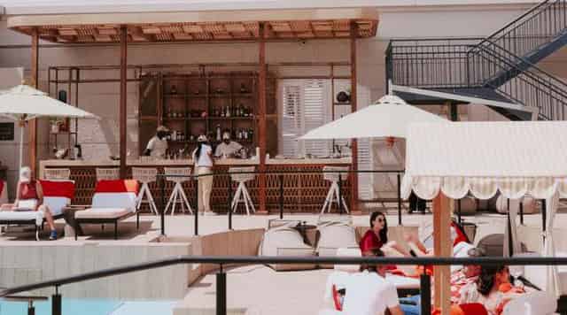 Pool Bar