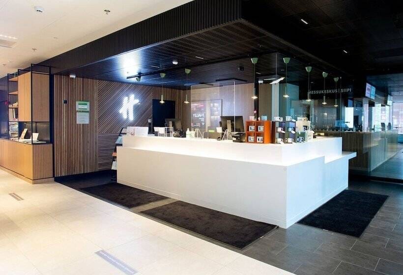 Modern reception area at Holiday Inn Helsinki - Expo, ideal for meetings and events.