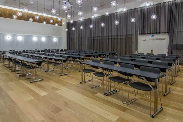 Modern meeting room in Kirjasto, Paasitorni - ideal for presentations and events.