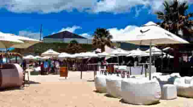 Café & Beach