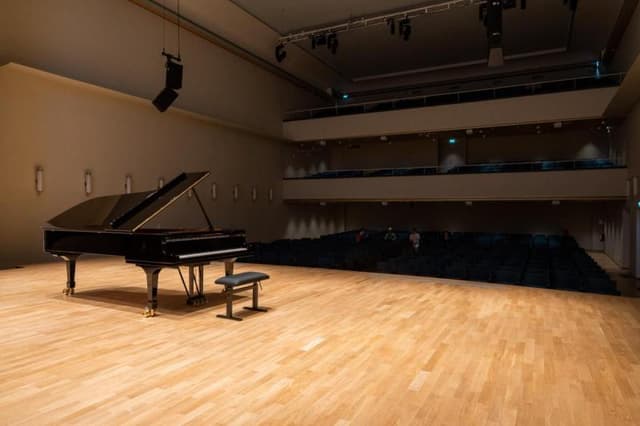 Chamber music hall