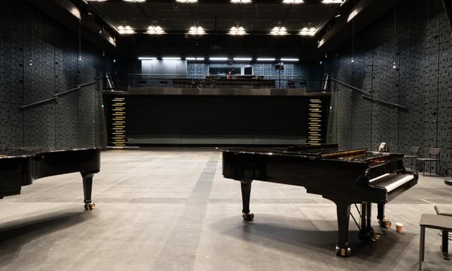 Large Recording Room