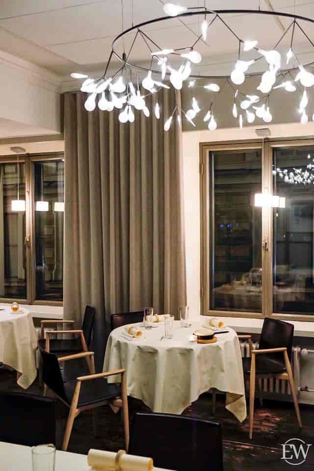 Sophisticated dining space in Ravintola Olo, ideal for intimate events and meetings.