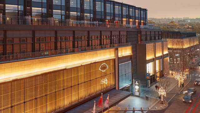 Mandarin Oriental Wangfujing +1 more