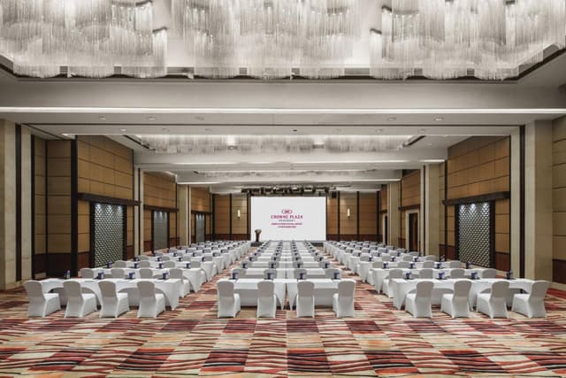 Lincoln Grand Ballroom