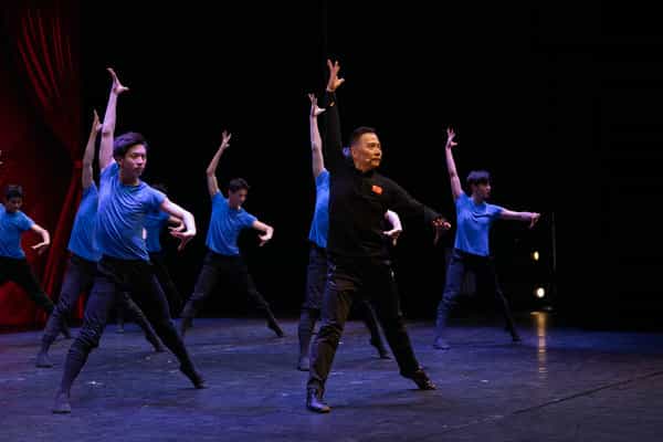 Dynamic dance performance at Beijing Dance Academy, enhancing event experiences.