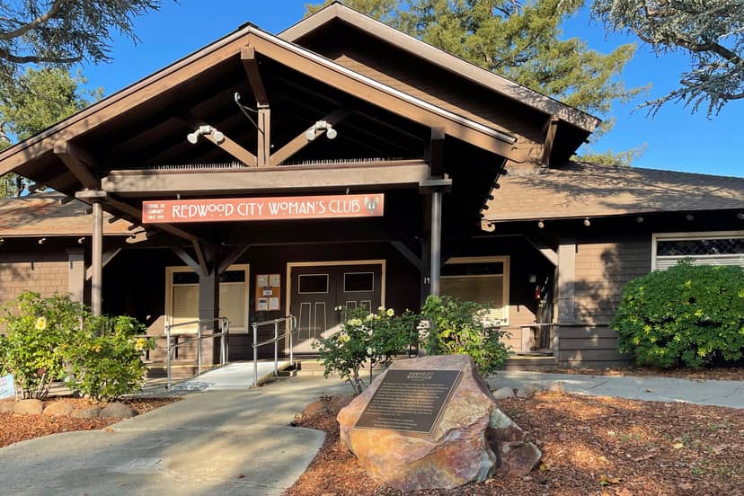 Redwood City Woman's Club venue with charming architecture for intimate gatherings.