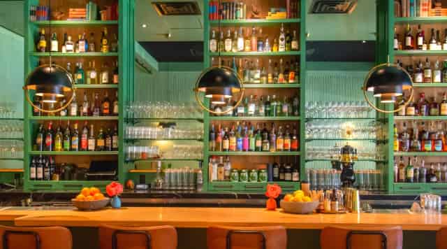 Bar