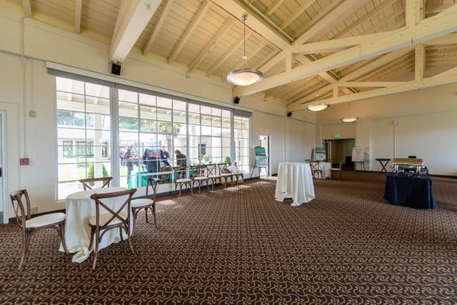 Ventana Room