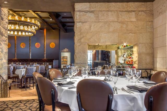Full Restaurant