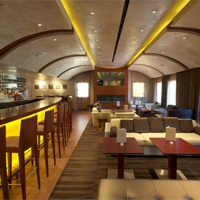 Sophisticated lounge at Plumed Horse, ideal for networking and cocktail receptions.