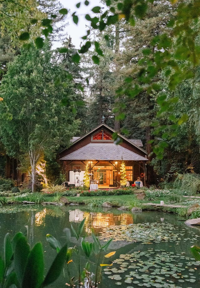 Rustic Pavilion in Redwood Estates, ideal for weddings and corporate retreats.