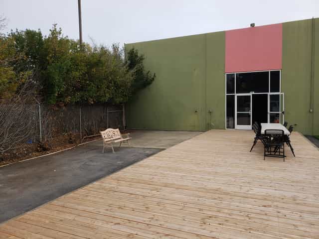 Menlo Park outdoor event space with wooden deck, perfect for gatherings and receptions.