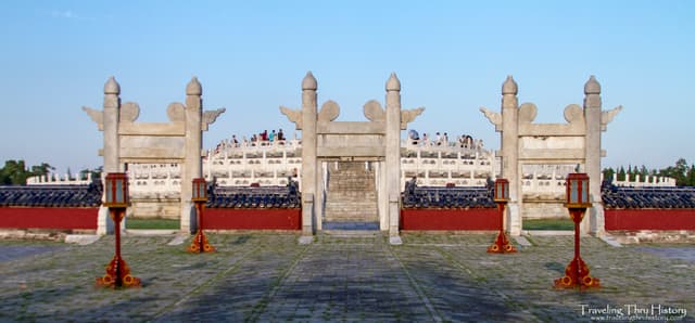 Circular Mound Altar