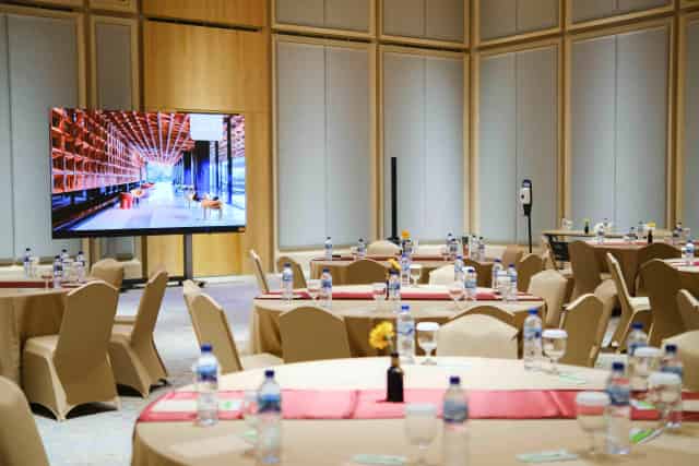 360 Meeting Room