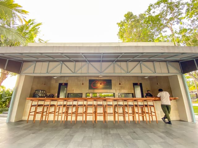 Cocktail Bar