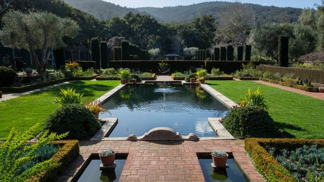 Full Garden
