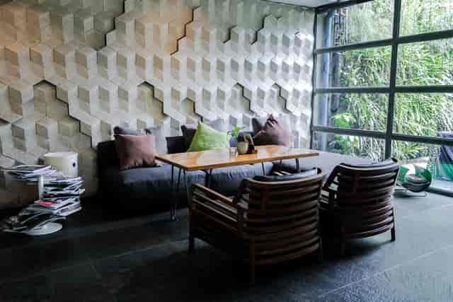 Modern lounge in FJ Bistro & Deli for creative meetings and networking events.