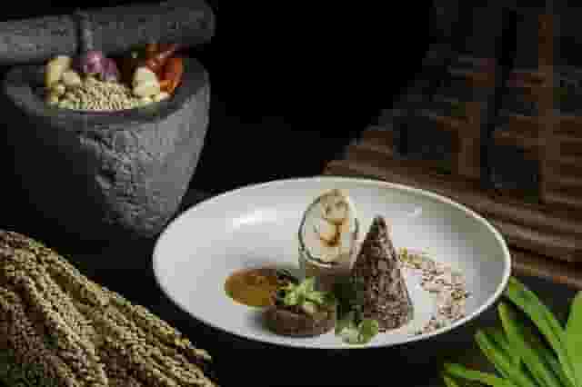 Majapahit Imperial Dining