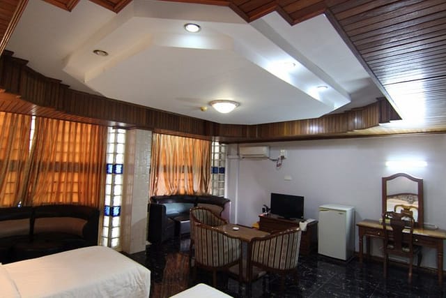 Modern meeting space at Royal White Elephant Hotel for conferences and workshops.