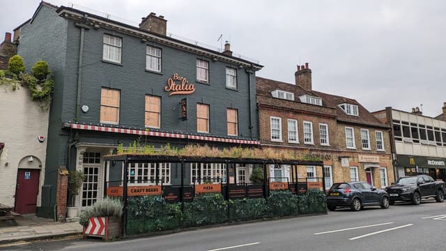 Bar Italia Uxbridge