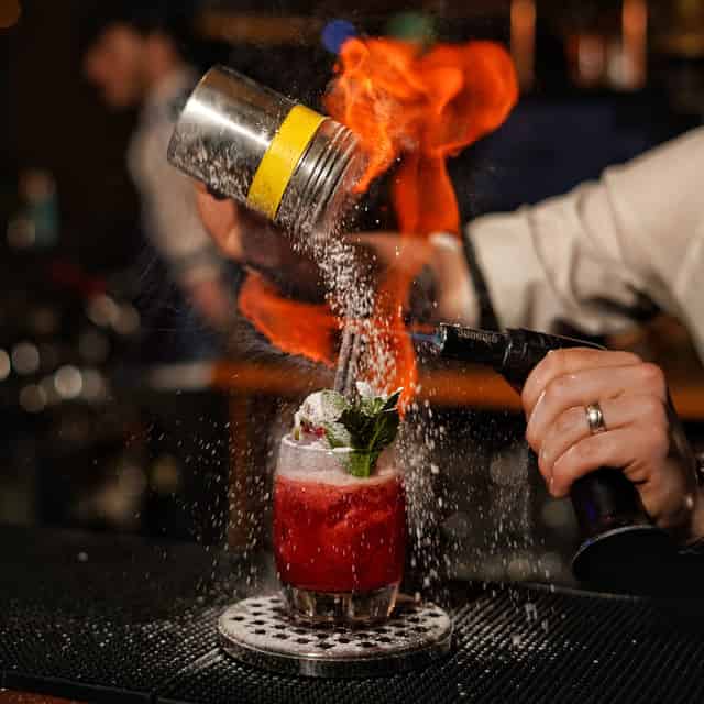 Cocktail bar