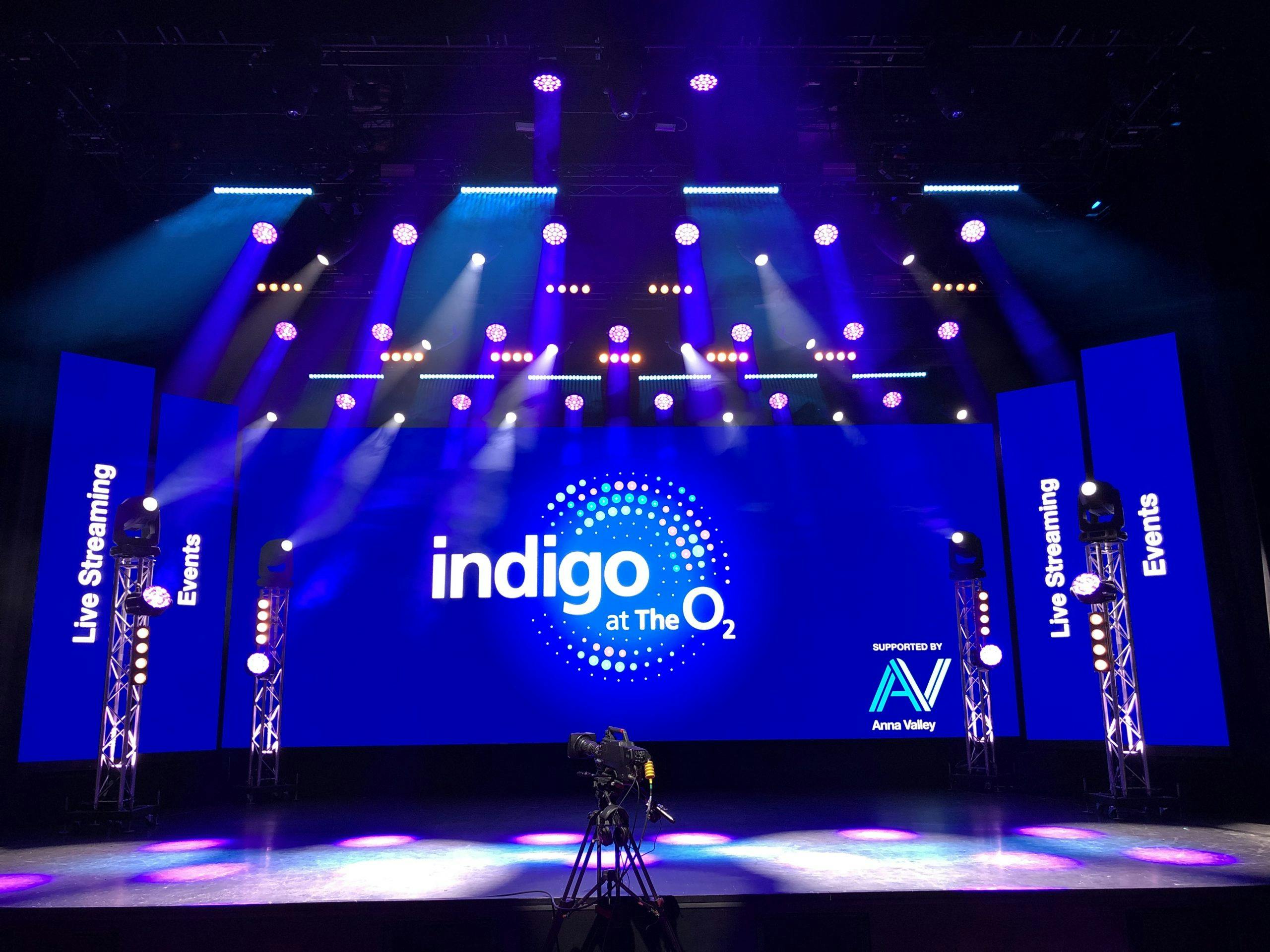 Anna Valley transforms indigo at The O2 ...