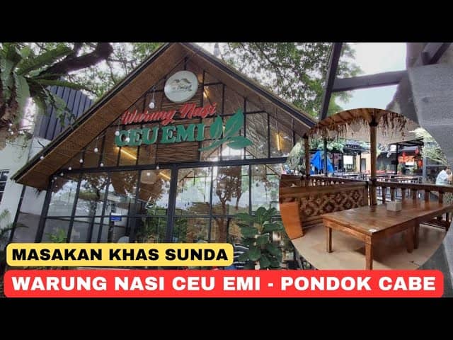 Inviting Warung Nasi Ceu Emi restaurant with natural light, perfect for casual dining events.