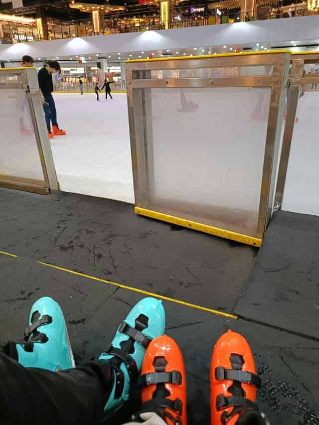 Ice skating rink