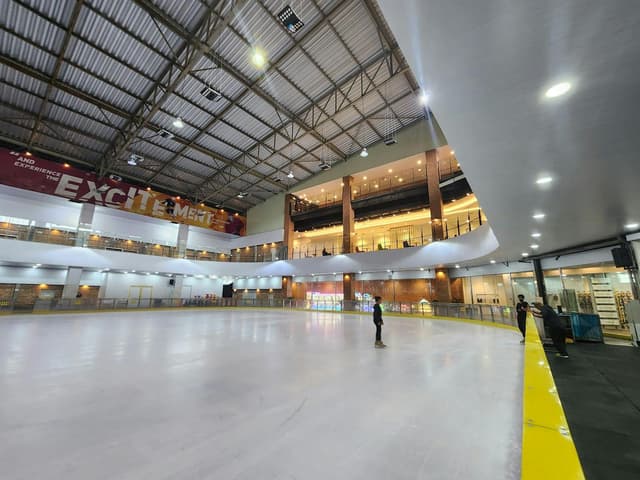 Ice skating rink