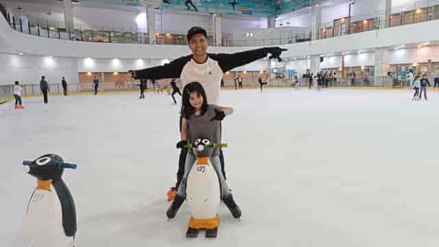 Ice rink at Oasis Centre Arena, perfect for team-building events and family fun.