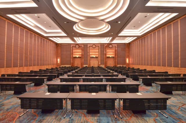 Pullman Grand Ballroom
