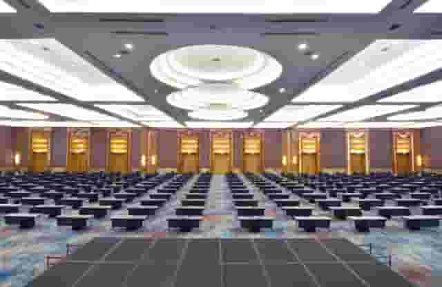 Pullman Grand Ballroom