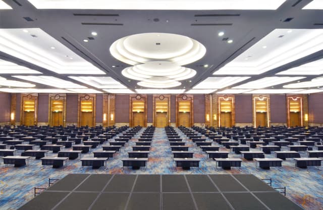 Pullman Grand Ballroom