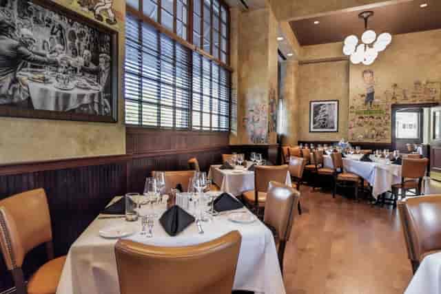Grand Central Room at The Palm Restaurant, elegant dining for upscale events and meetings.