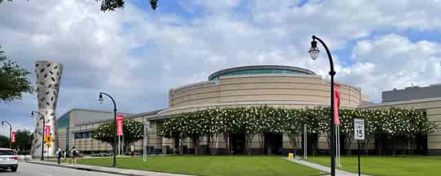Main Gym at University of Houston, a modern event venue for conferences and exhibitions.