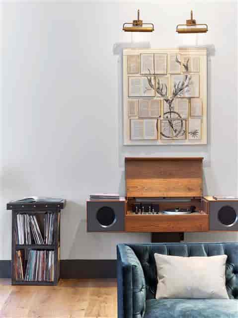 Stylish Hotel Van Zandt interior with vintage record player for events and meetings.