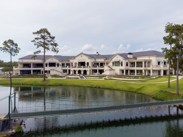 Lakeside Country Club