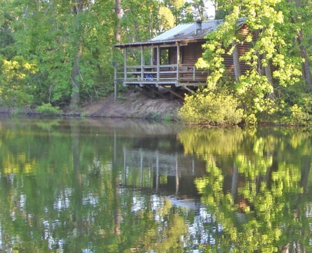 The Retreat at Artesian Lakes