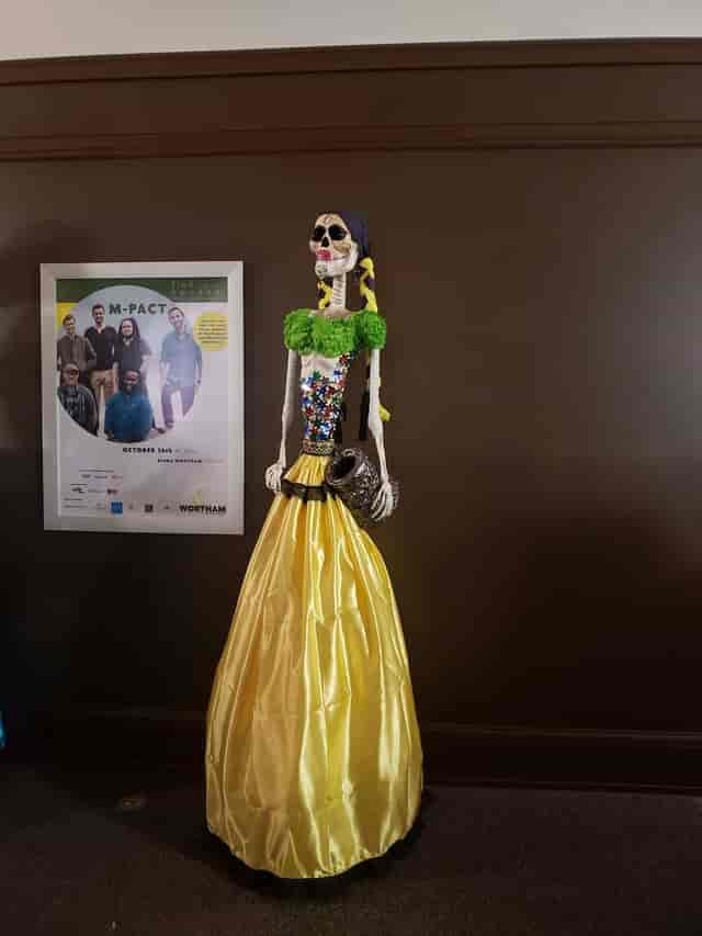 Wortham Center for the Performing Arts - >Mary Love</a>