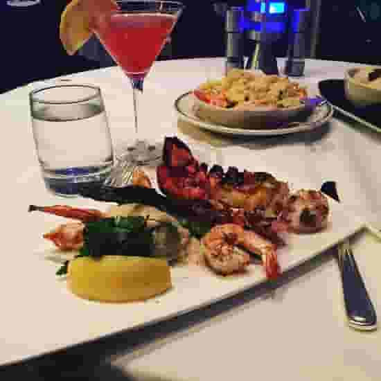 Full Restaurant