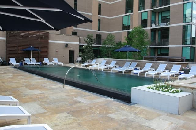 Outdoor Infinity Pool