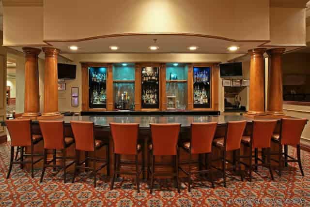 Bar & Grill