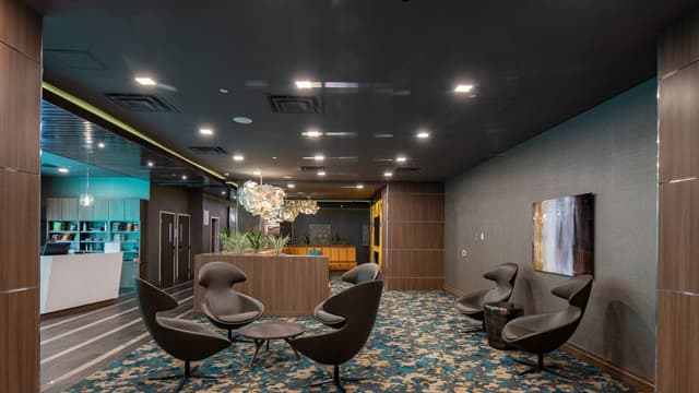 Meeting Room - With 75" Smart HDMI TV