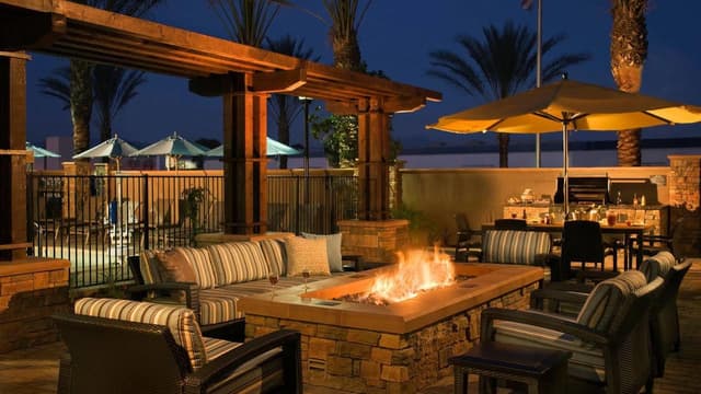 Courtyard & Patio