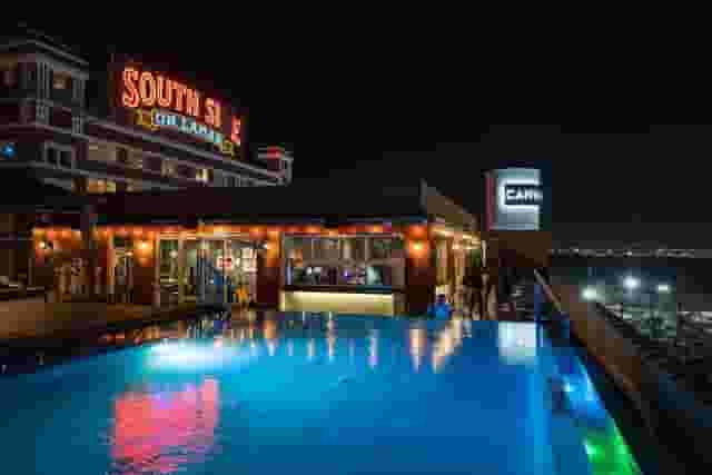Gallery Rooftop Lounge