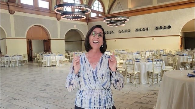 Gala at Ashton Depot: elegant venue with chandeliers, perfect for weddings and corporate events.